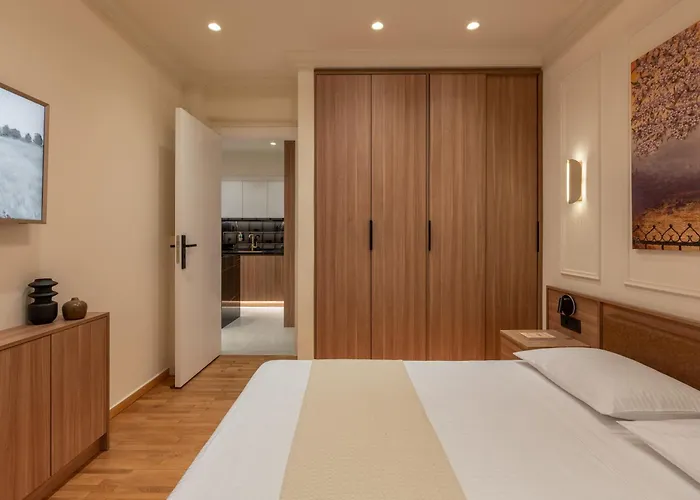 Mixalakopoulou Luxury